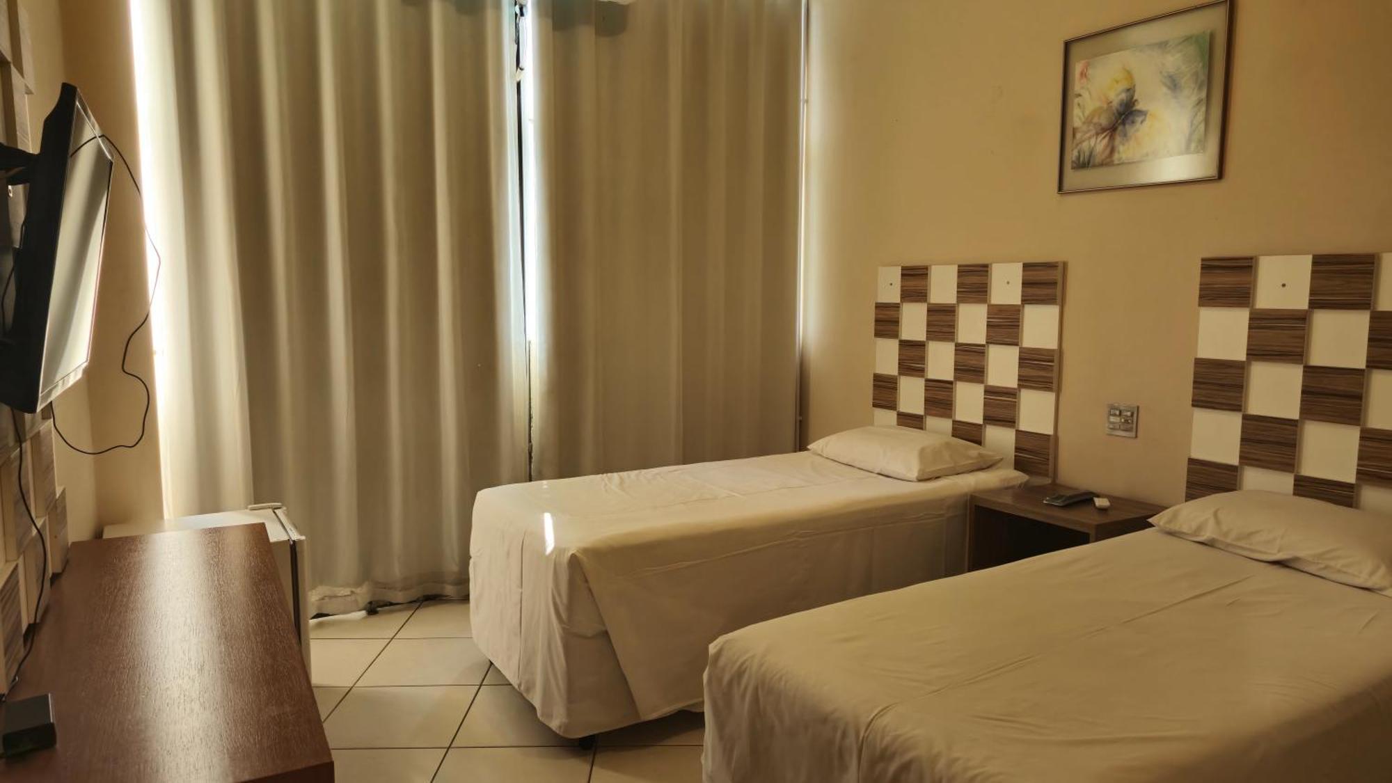 Realminas Hotel E Restaurante Governador Valadares Eksteriør billede